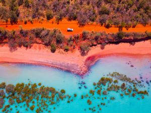 The amazing colours of Brooome - can you spot us? The Blonde Nomads