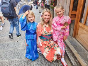 Experiencing a day in traditional Japanese Kimono - the blonde nomads