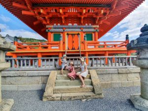 Exploring the gorgeous temples in Kyoto - This is Kiyomizudera temple